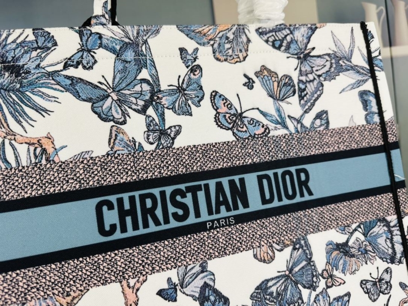 Dior Shopping Bags